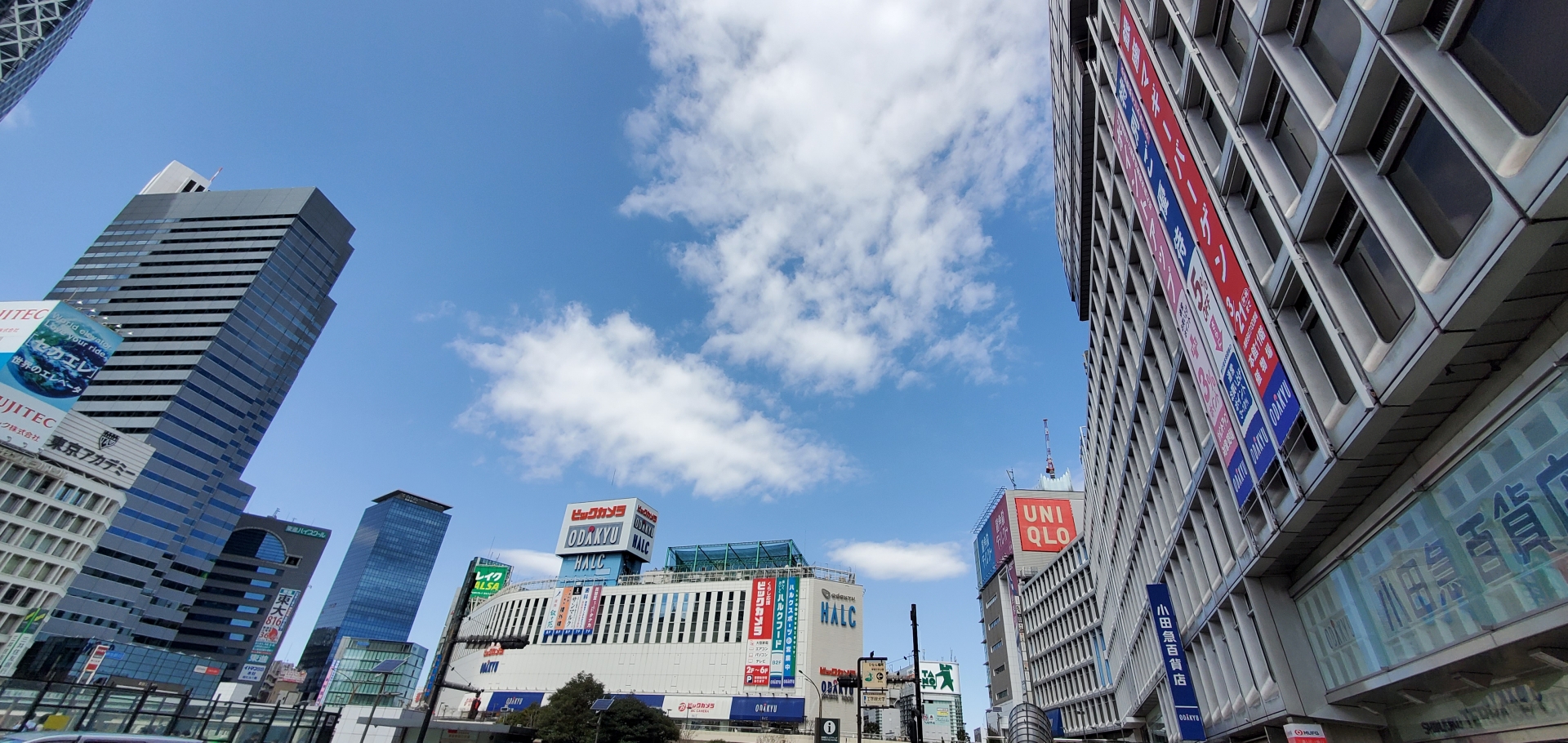 都市のビル群